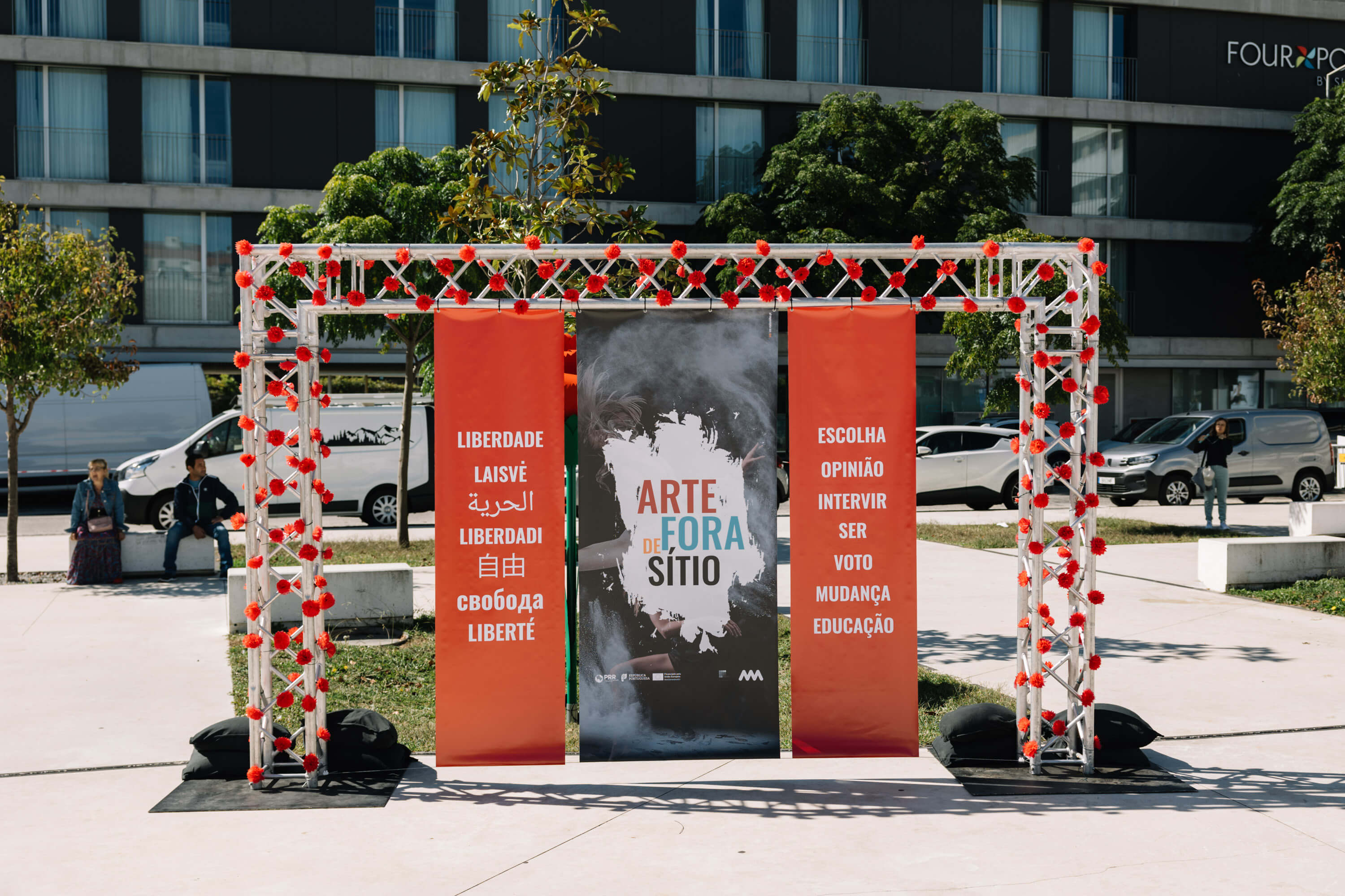 Cenografia e Instalações